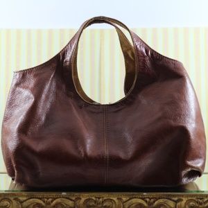 Maurizio Taiuti - Poshmark